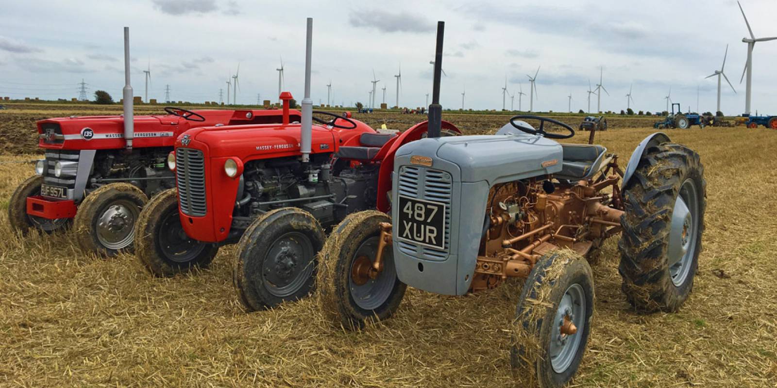 Romney-Marsh-Ploughing-Match-2017-tractors.jpg